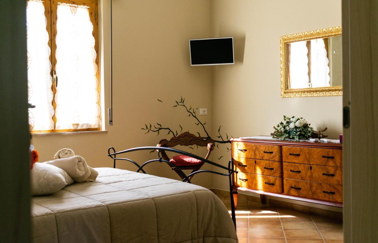 La Casa Del Nonno Bed & Breakfast Spoltore Екстериор снимка